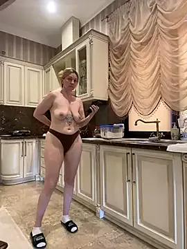 Amazoniiaa from StripChat