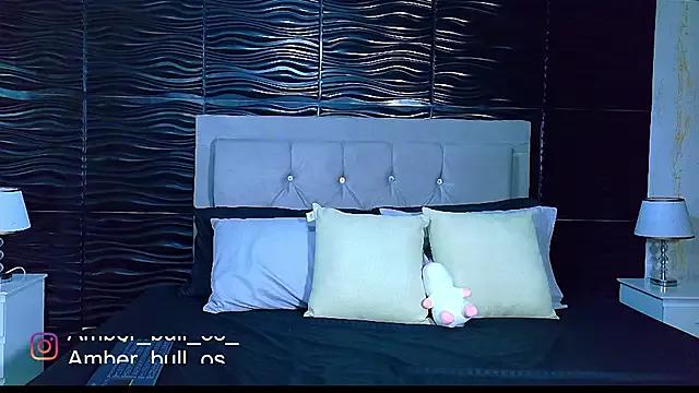 Ambar_Bull from StripChat