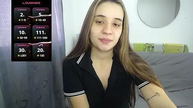 Ambar_lynn from StripChat is Freechat