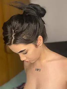 Ambar_R0SSE from StripChat