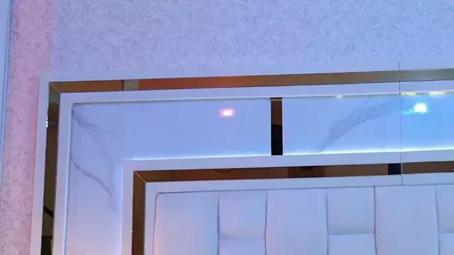 ambar_rosse25 from StripChat