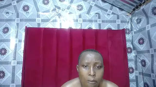 Amber-Diamondxxx from StripChat is Freechat