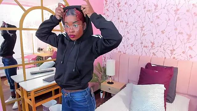 amber-hill from StripChat is Freechat