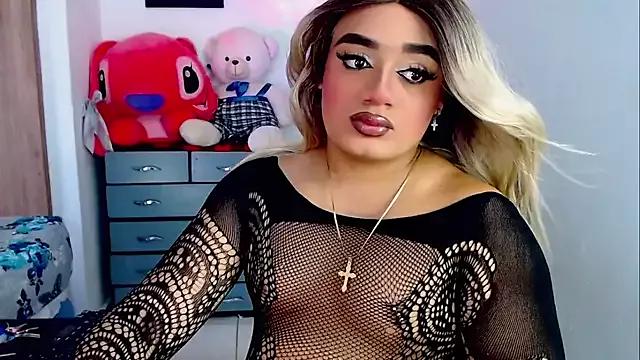 Explore our live girls sluts from our Custom and Multi clubs and checkout exclusive access to highly interactive content, such as shape, hair, titties, pussy type and many more.