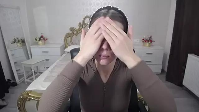 Explore our live girls sluts from our Custom and Multi clubs and checkout exclusive access to highly interactive content, such as shape, hair, titties, pussy type and many more.