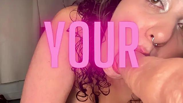 Explore our live girls sluts from our Custom and Multi clubs and checkout exclusive access to highly interactive content, such as shape, hair, titties, pussy type and many more.