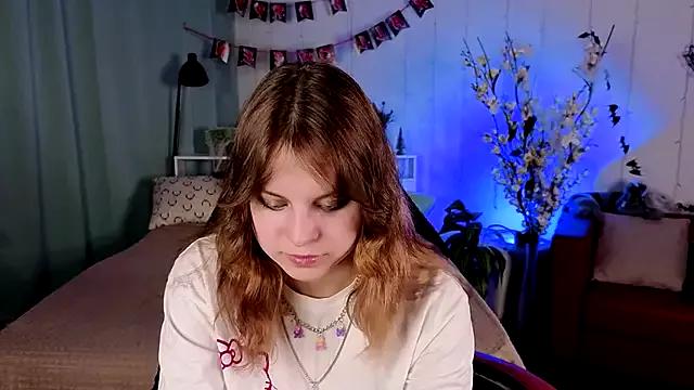 Explore our live girls sluts from our Custom and Multi clubs and checkout exclusive access to highly interactive content, such as shape, hair, titties, pussy type and many more.