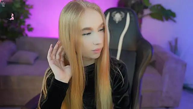 Explore our live girls sluts from our Custom and Multi clubs and checkout exclusive access to highly interactive content, such as shape, hair, titties, pussy type and many more.