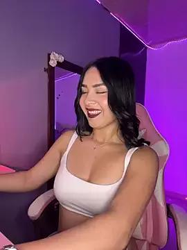 AmeliaR webcams show profile image 
