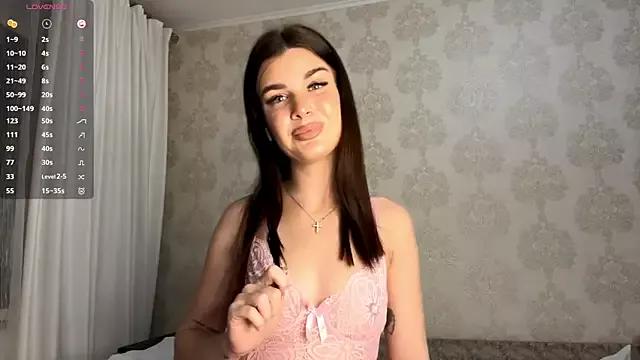 Explore our live girls sluts from our Custom and Multi clubs and checkout exclusive access to highly interactive content, such as shape, hair, titties, pussy type and many more.