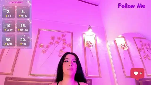 Explore our live girls sluts from our Custom and Multi clubs and checkout exclusive access to highly interactive content, such as shape, hair, titties, pussy type and many more.