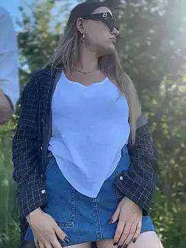 Amia_mur webcams show profile image 
