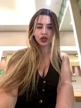 Amia_mur from StripChat