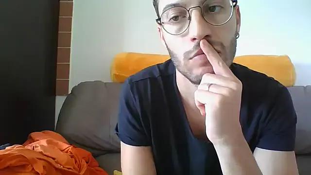 Photos of Amicisegreti from StripChat is Freechat