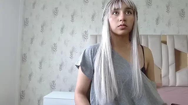 Amii_tay from StripChat is Freechat