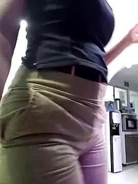Explore our live girls sluts from our Custom and Multi clubs and checkout exclusive access to highly interactive content, such as shape, hair, titties, pussy type and many more.