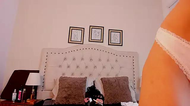 ammelia_ms from StripChat