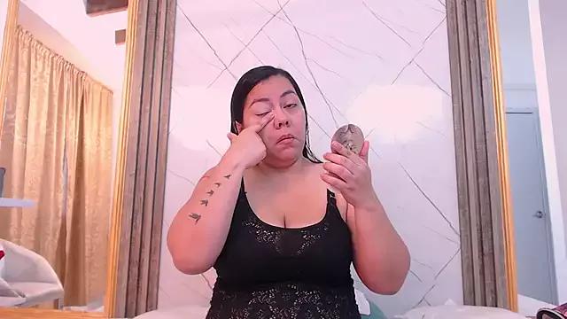 AmmyPike1 from StripChat
