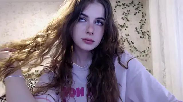 Explore our live girls sluts from our Custom and Multi clubs and checkout exclusive access to highly interactive content, such as shape, hair, titties, pussy type and many more.