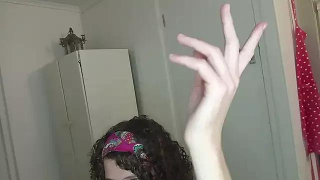 AmyAllure from StripChat