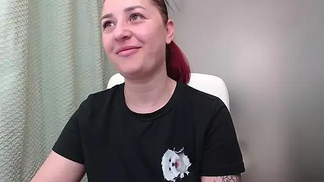 Photos of AmyOfficee from StripChat is Freechat