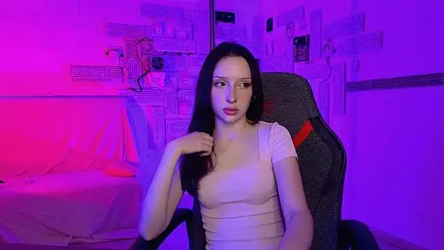 Explore our live girls sluts from our Custom and Multi clubs and checkout exclusive access to highly interactive content, such as shape, hair, titties, pussy type and many more.