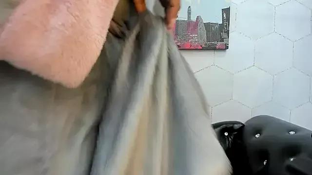 ANA_FUENTES from StripChat