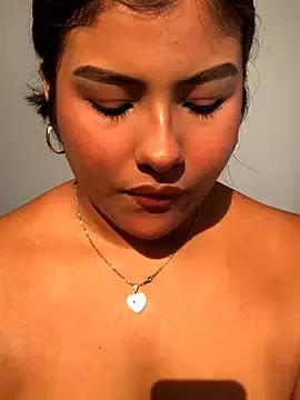 AnaBrowmn from StripChat is Freechat
