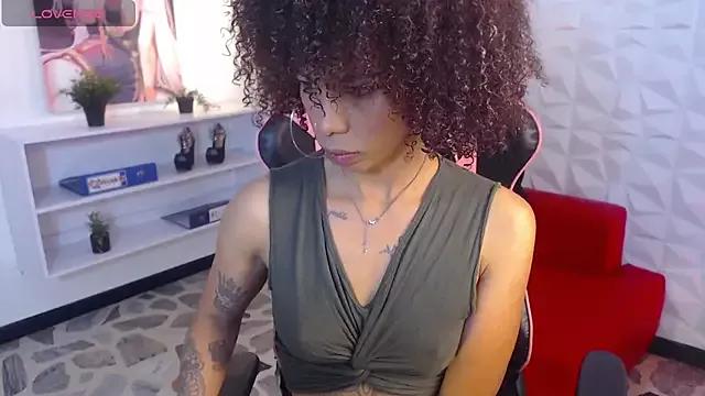 anahi_macys from StripChat