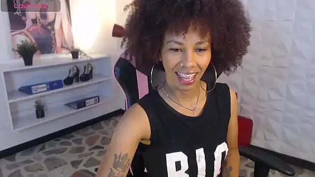 anahi_macys from StripChat