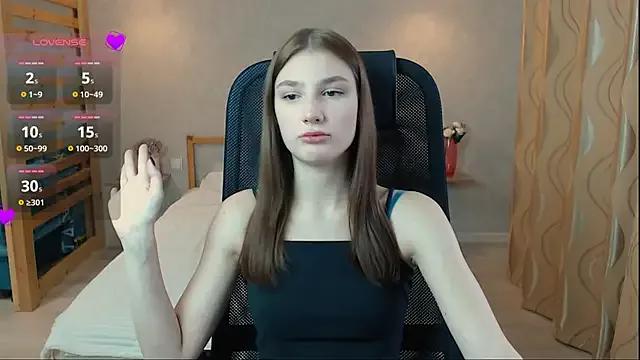 Explore our live girls sluts from our Custom and Multi clubs and checkout exclusive access to highly interactive content, such as shape, hair, titties, pussy type and many more.