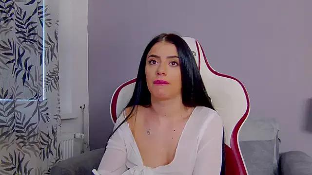 Explore our live girls sluts from our Custom and Multi clubs and checkout exclusive access to highly interactive content, such as shape, hair, titties, pussy type and many more.