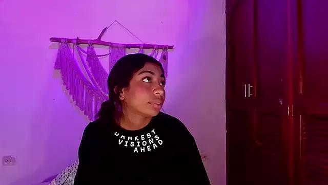 anais_tgn from StripChat