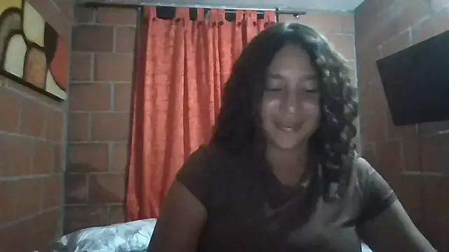 AnaisVelvet11 from StripChat