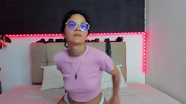 anaroa01 from StripChat