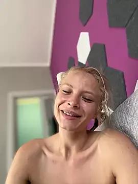 AnastasiaAniess webcams show profile image 