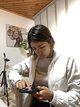 Explore our live girls sluts from our Custom and Multi clubs and checkout exclusive access to highly interactive content, such as shape, hair, titties, pussy type and many more.