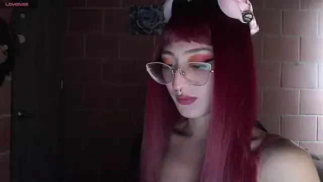 Explore our live girls sluts from our Custom and Multi clubs and checkout exclusive access to highly interactive content, such as shape, hair, titties, pussy type and many more.