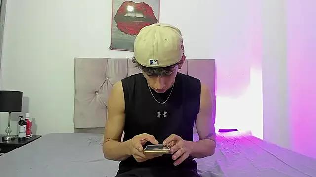 AndretiiAndCamila from StripChat is Freechat