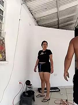 andrewcaxo from StripChat is Freechat