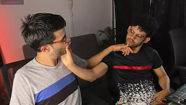 andrewChris_ from StripChat is Freechat