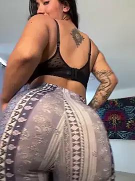 Explore our live girls sluts from our Custom and Multi clubs and checkout exclusive access to highly interactive content, such as shape, hair, titties, pussy type and many more.