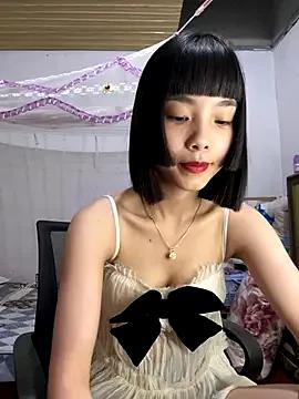 andymi1 from StripChat is Freechat