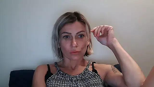 Anechka1 webcams show profile image 