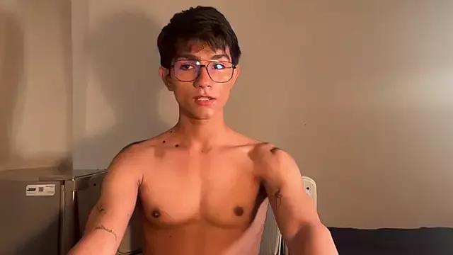 Angel_bunny2 from StripChat is Freechat