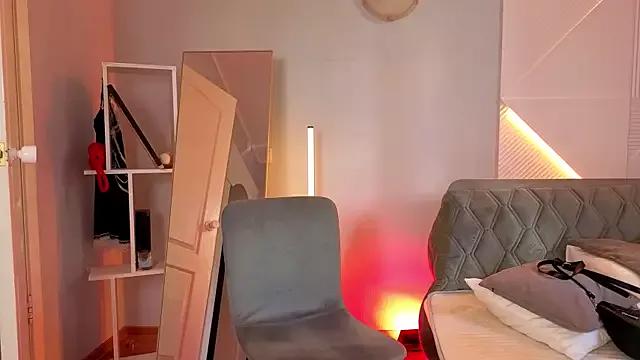 ANGEL_CURLY from StripChat is Freechat