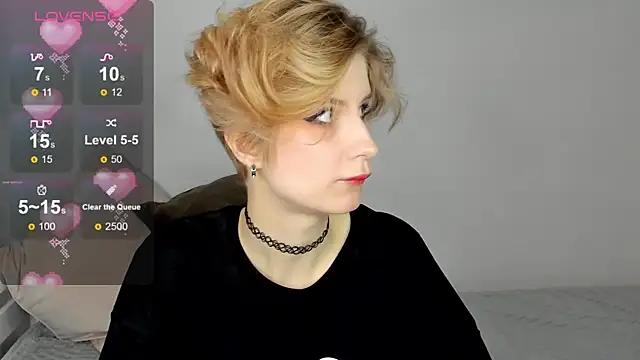 Explore our live girls sluts from our Custom and Multi clubs and checkout exclusive access to highly interactive content, such as shape, hair, titties, pussy type and many more.
