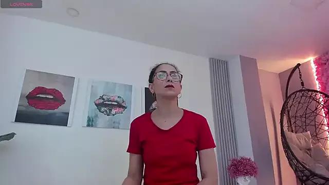 Explore our live girls sluts from our Custom and Multi clubs and checkout exclusive access to highly interactive content, such as shape, hair, titties, pussy type and many more.