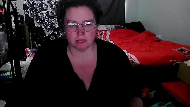 AngelDiamond from StripChat is Freechat