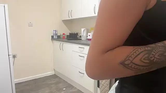 AngelFaye from StripChat is Freechat